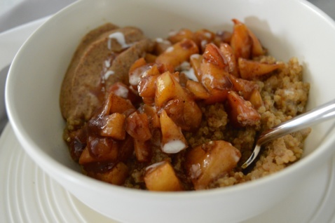 Gluten-free Quinoa Porridge with Apple Pie Compote