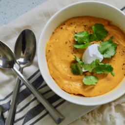 vegan turmeric sweet potato soup
