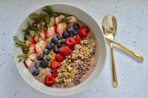 vegan creamy acai smoothie bowl with berries