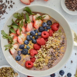 acai smoothie bowl