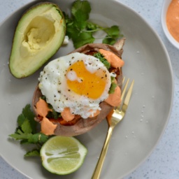 baked stuffed sweet potato with fried egg, easy week night dinner
