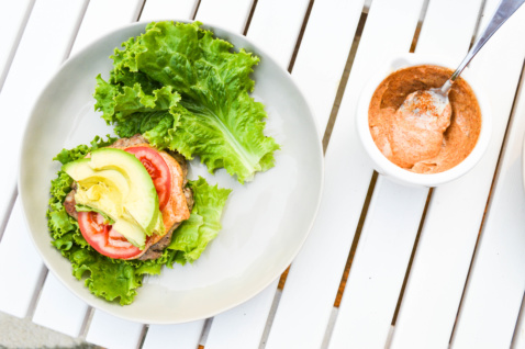 easy grilled lamb burer with harissa aioli