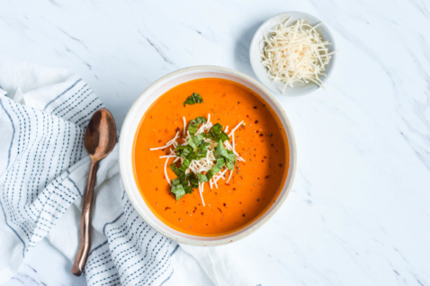creamy vegan tomato soup