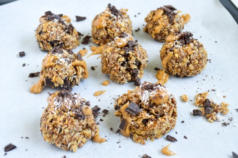 hormone balancing energy balls