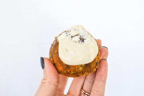 no bake carrot cake balls