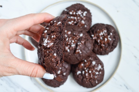 paleo cbd chocolate cookies