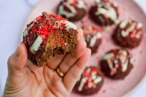 paleo cake balls