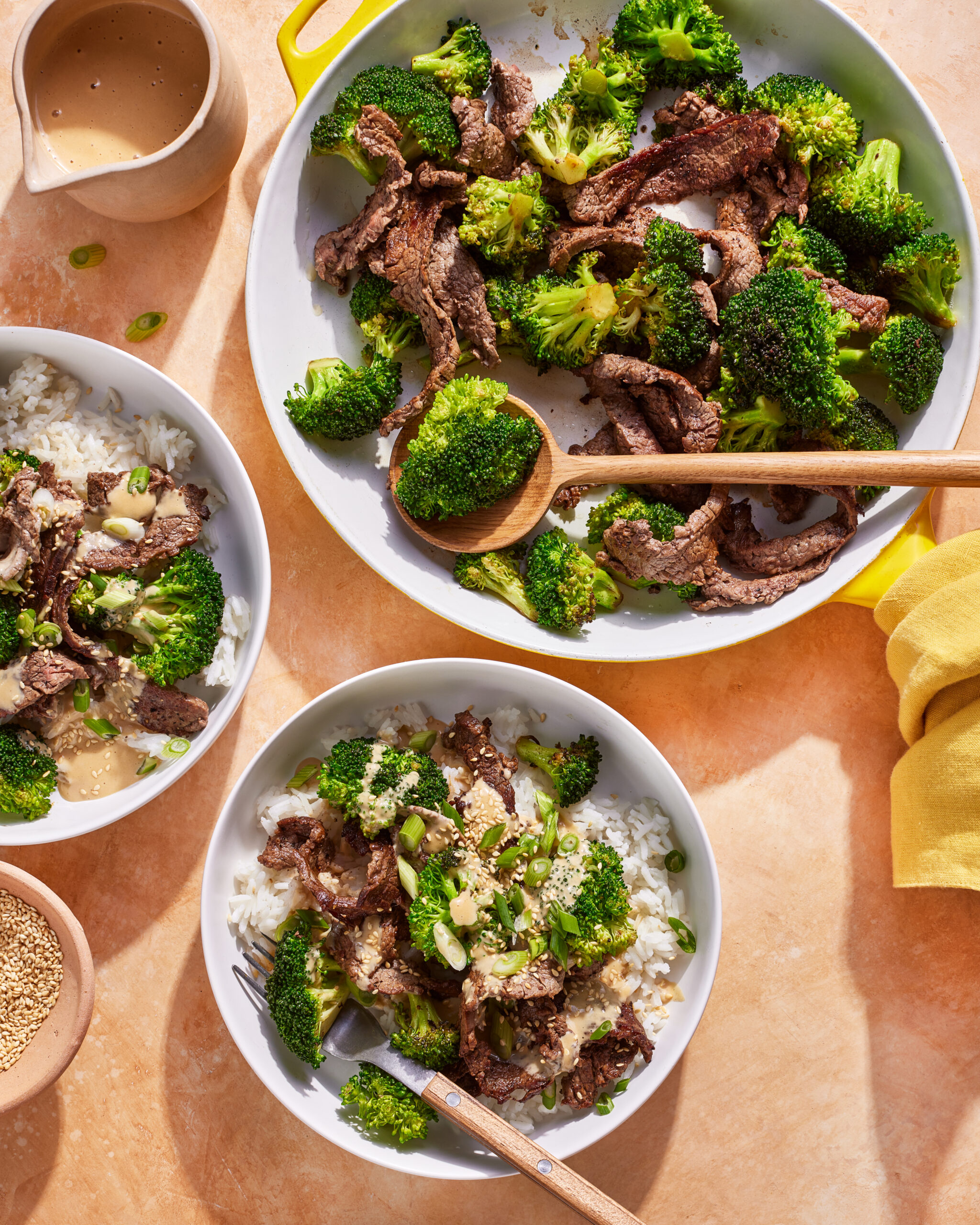 beef and broccoli rice bowls